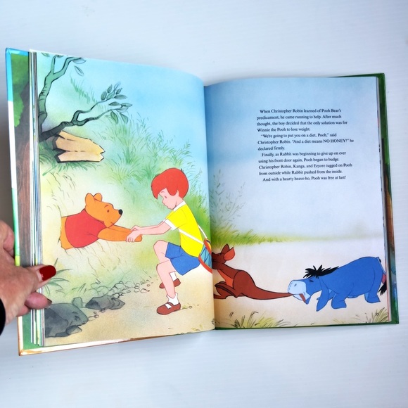 Disney's Winnie the Pooh Children's Book - Picture 6 of 9